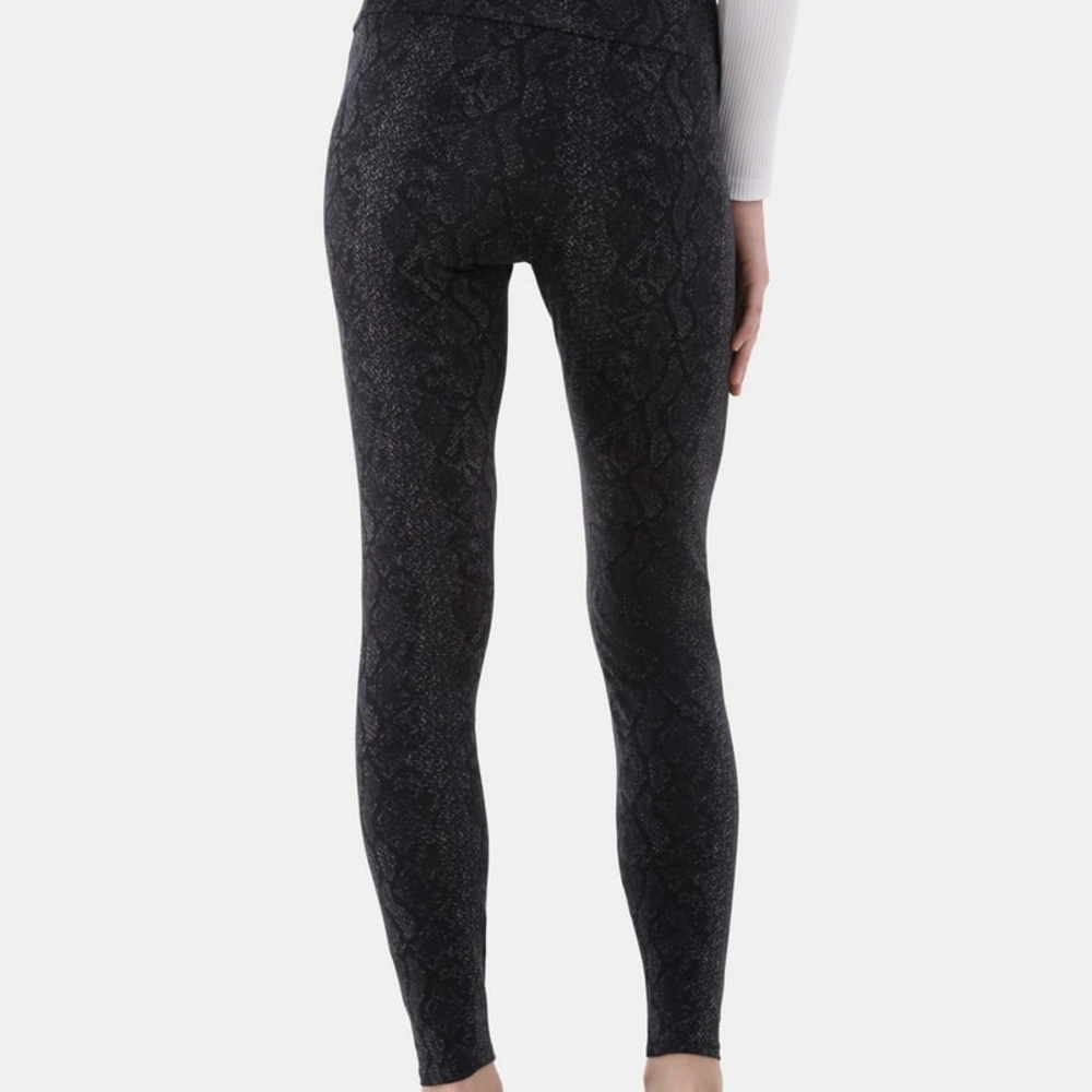 No Boundaries High Rise Ankle Leggings Black Snake Print